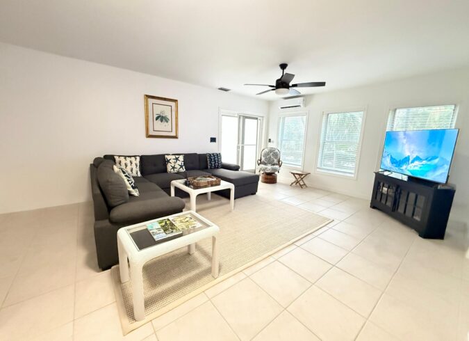 CORAL COVE CONDO (102)
