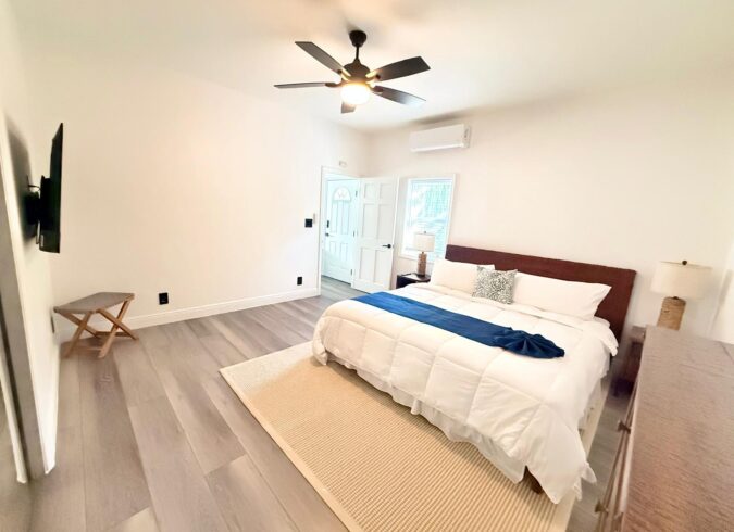 COCONUT COVE BUNGALOW